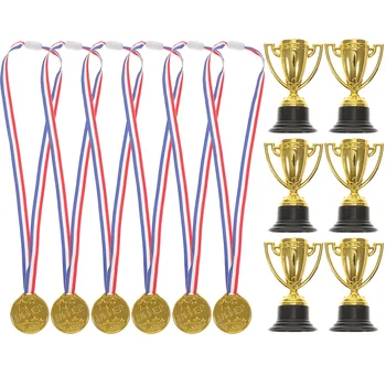 Zlatá Trofej Cup Set pre Deti - Plastové Odmenu Ocenenia pre Víťazov Školských Súťaží a Strán